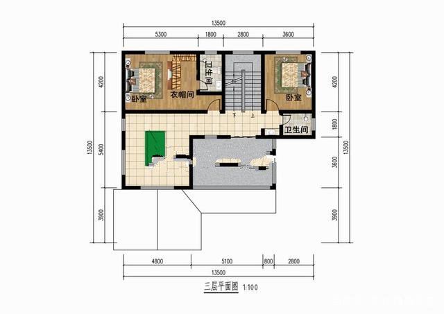 今天這位在老家農村建了一棟三層別墅，二樓陽(yáng)光房，三層大露臺，超豪華