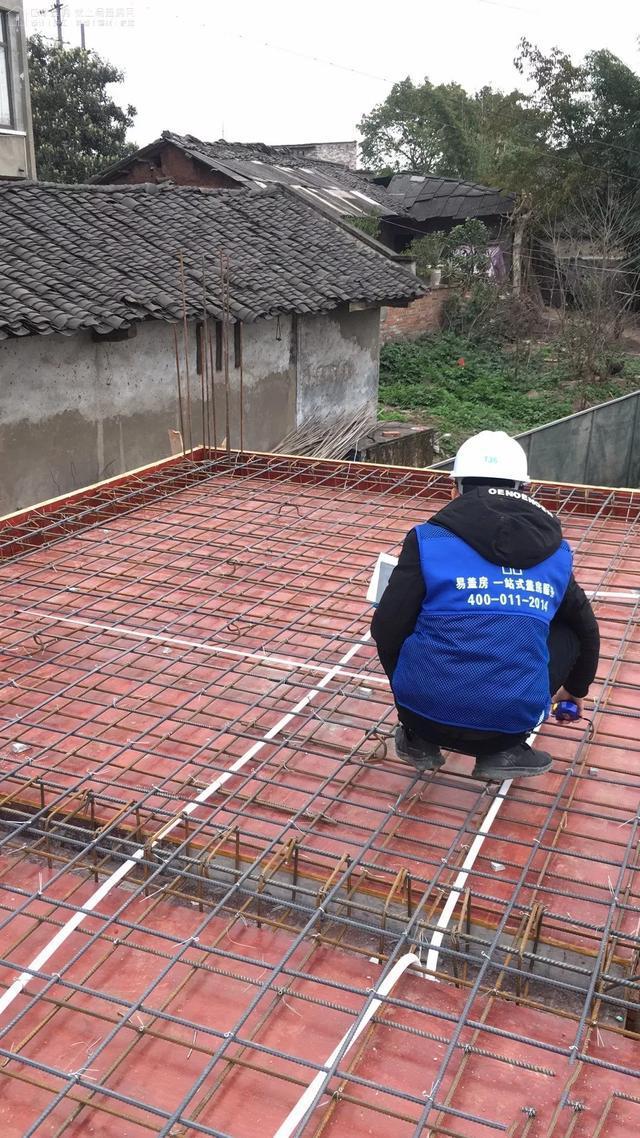 如何建造高性?xún)r(jià)比的兩層歐洲別墅？我帶你去建筑工地看看,讓你更早的了解別墅的建造！