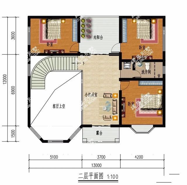 　兩個(gè)客廳是兩層的別墅，空無(wú)一人。它們是簡(jiǎn)單的歐洲風(fēng)格，美麗的外國風(fēng)格。